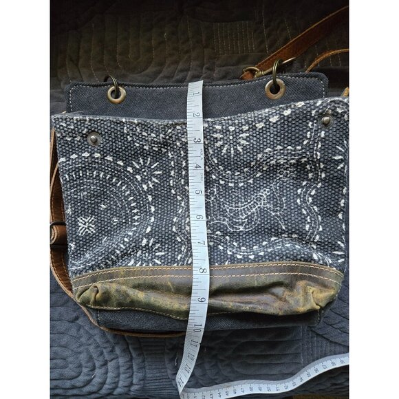 Myra Bags Upcycled Canvas Convertable Crossbody Handbag - Picture 7 of 7